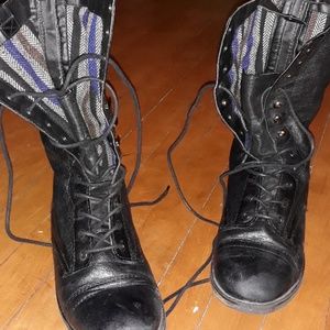 Steve madden lace up boots